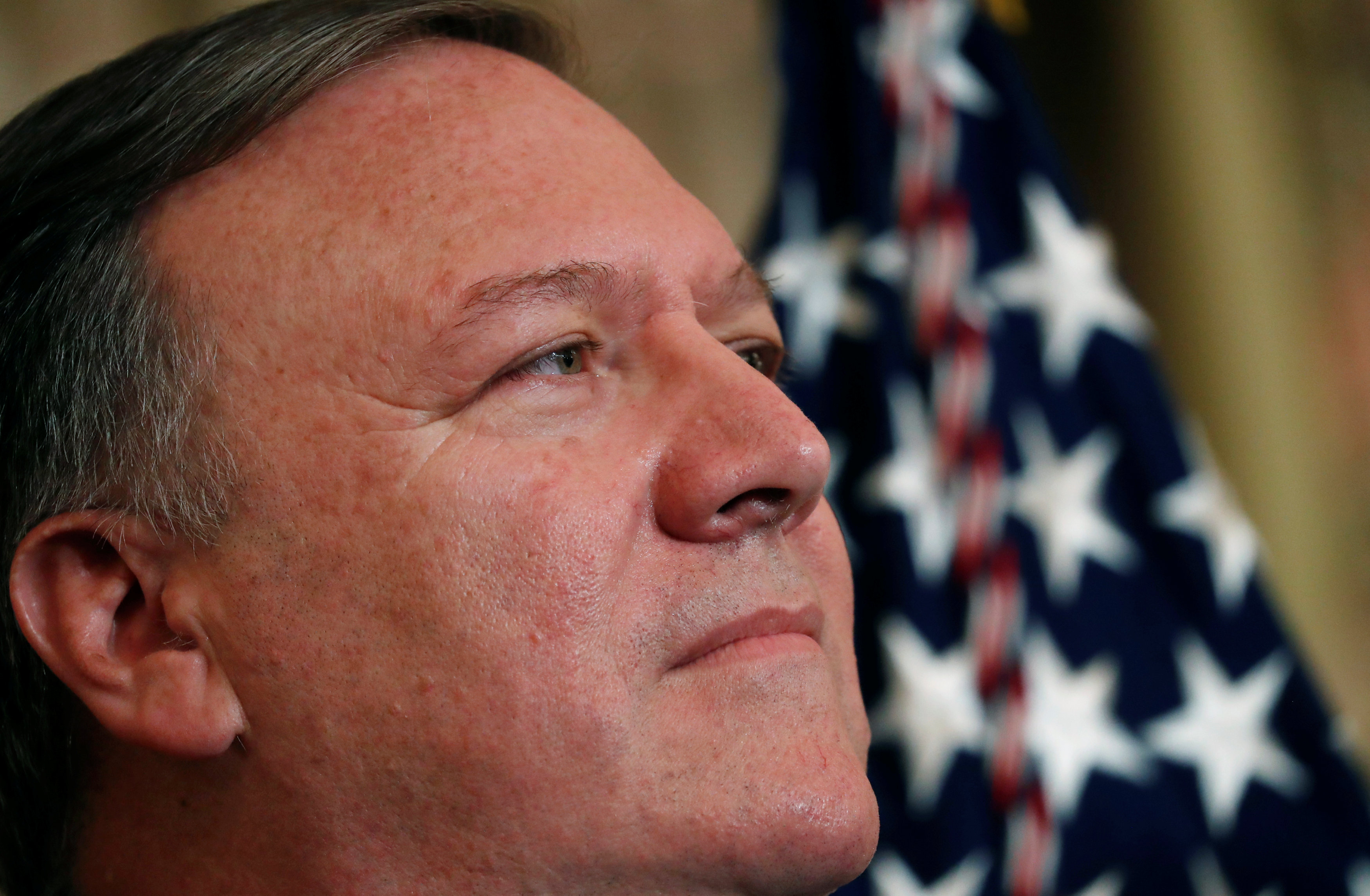 Mike Pompeo: Maduro paraliza la economía venezolana y mata de hambre a su pueblo