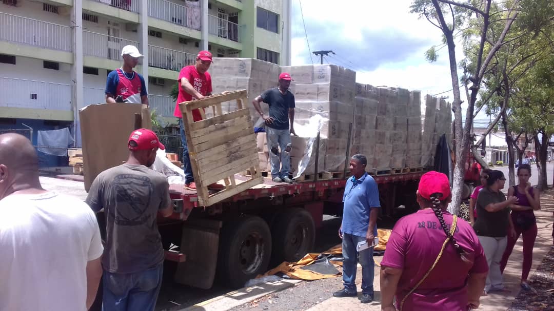 Repartieron cajas Clap a 50 metros de centros de votación