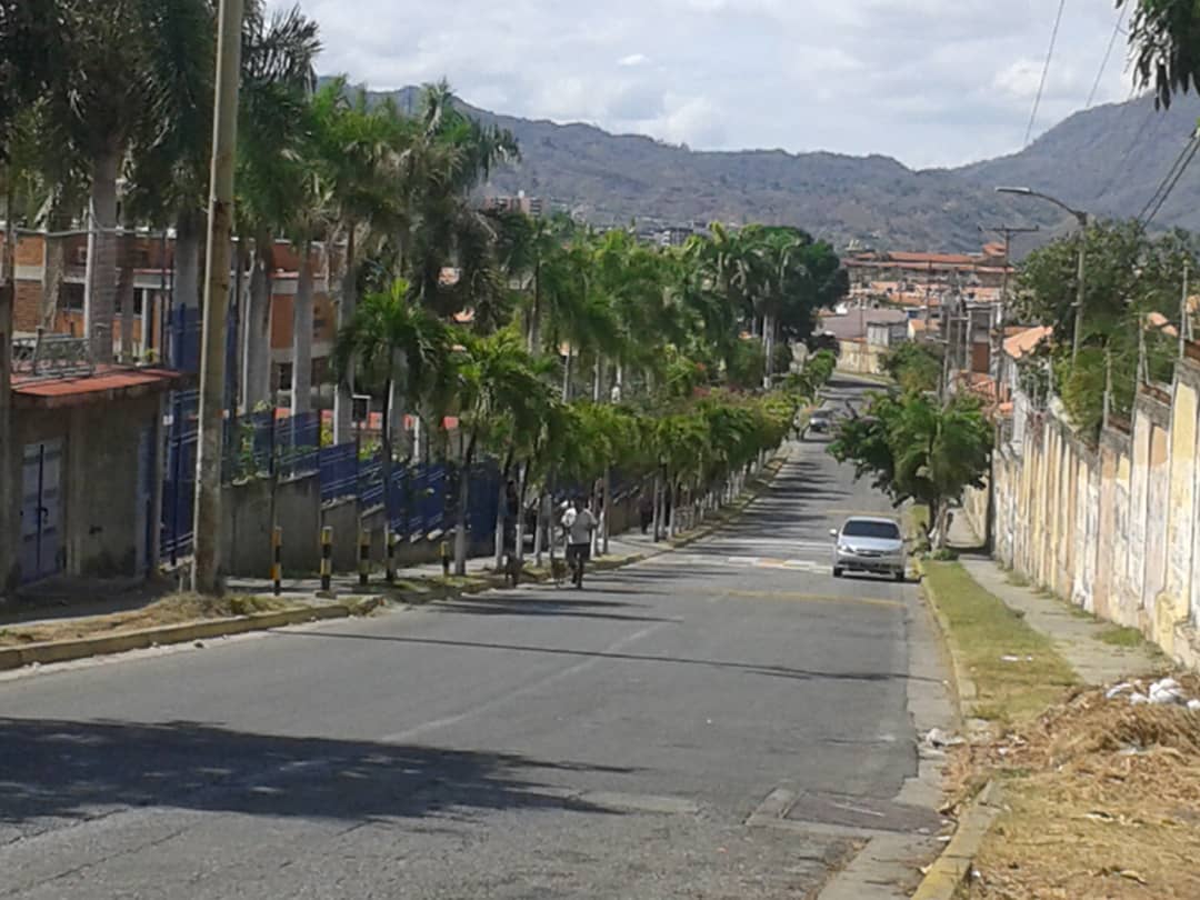 En Guatire también los centros de votación están desolados #20May (fotos)