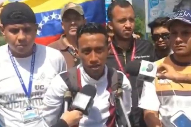 Estudiantes de la Universidad de Carabobo en protesta pacífica // FOTO captura tv