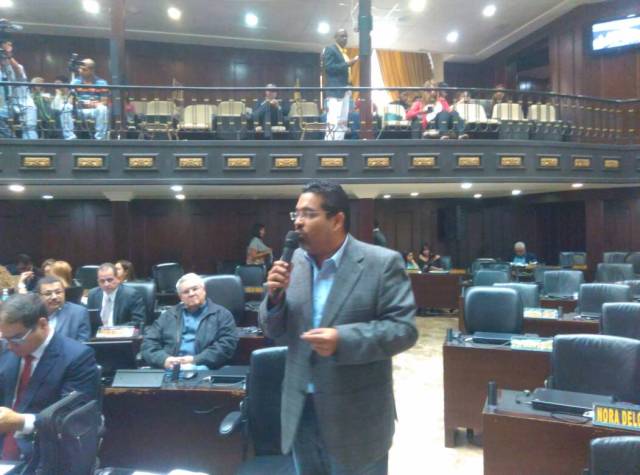 Diputado Winston Flores // Foto @AsambleaVE