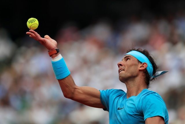 Tenis - Abierto de Francia - Roland Garros, París, Francia - 10 de junio de 2018 Rafael Nadal de España en acción durante la final contra Dominic Thiem de Austria REUTERS / Gonzalo Fuentes