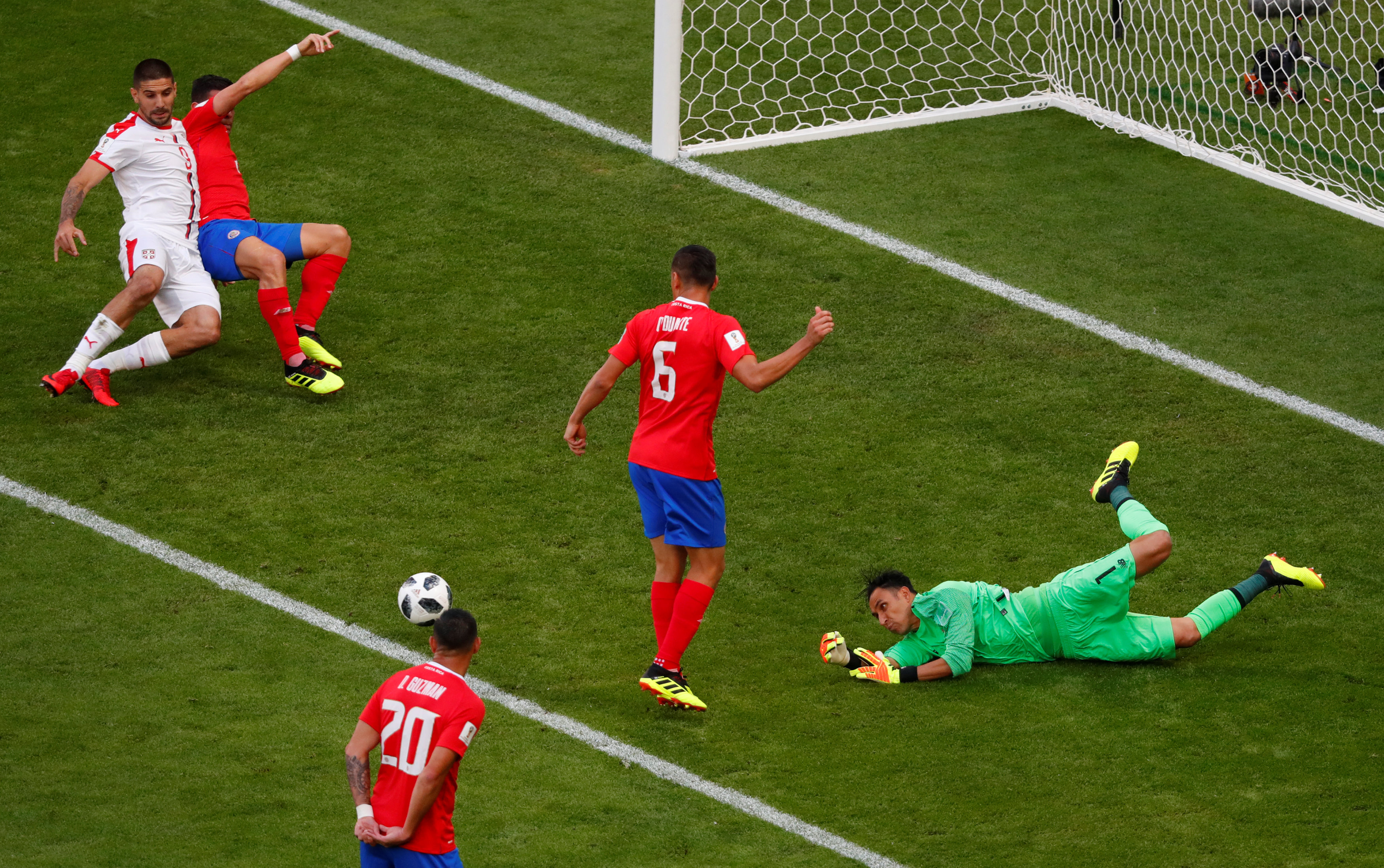 Costa Rica, primer país de América Latina en reanudar su torneo de fútbol