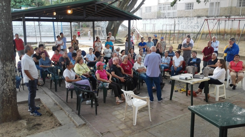 Sociedad Civil de Caracas se organiza para enfrentar la crisis del agua