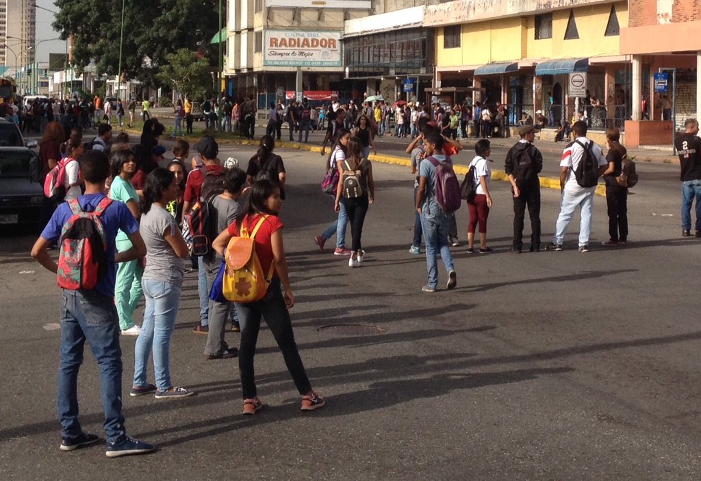 Protesta en Valencia por falta de transporte #27Jun