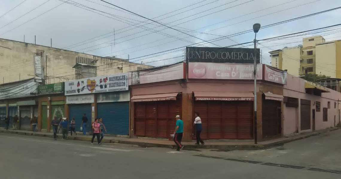 Intervienen el mercado municipal de Charallave