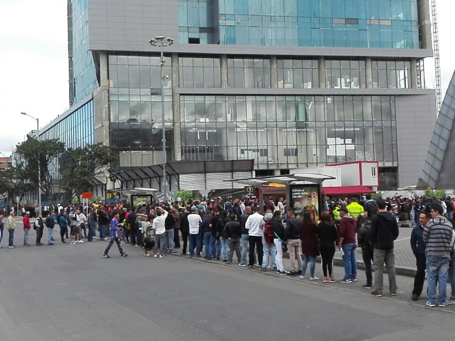 Colombianos votaron en Venezuela en plena ola migratoria