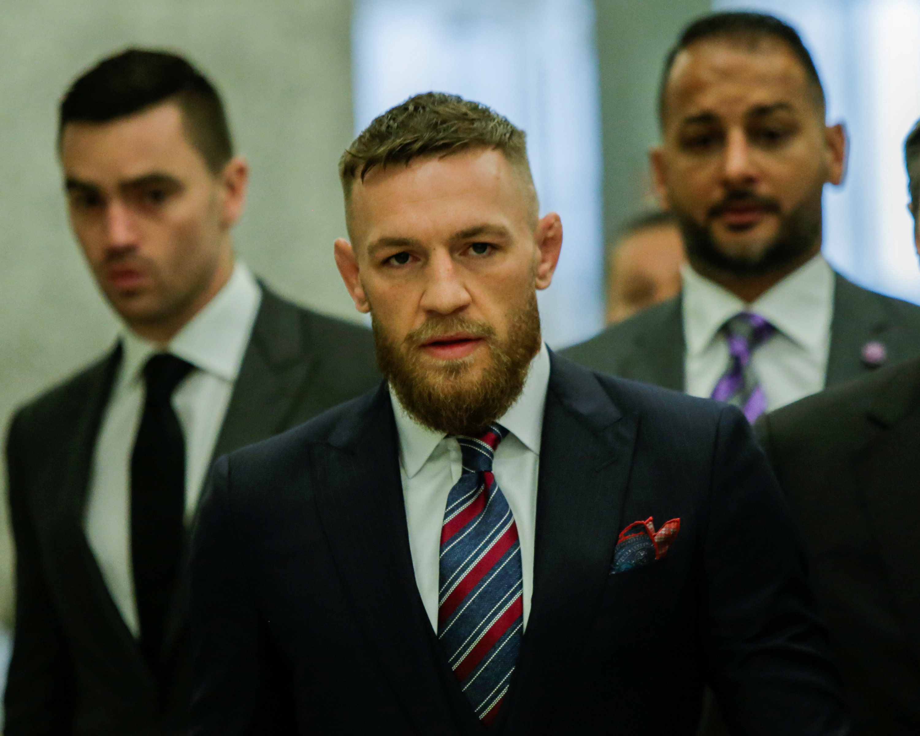 Conor McGregor se declara culpable de ataque a bus y evita prisión