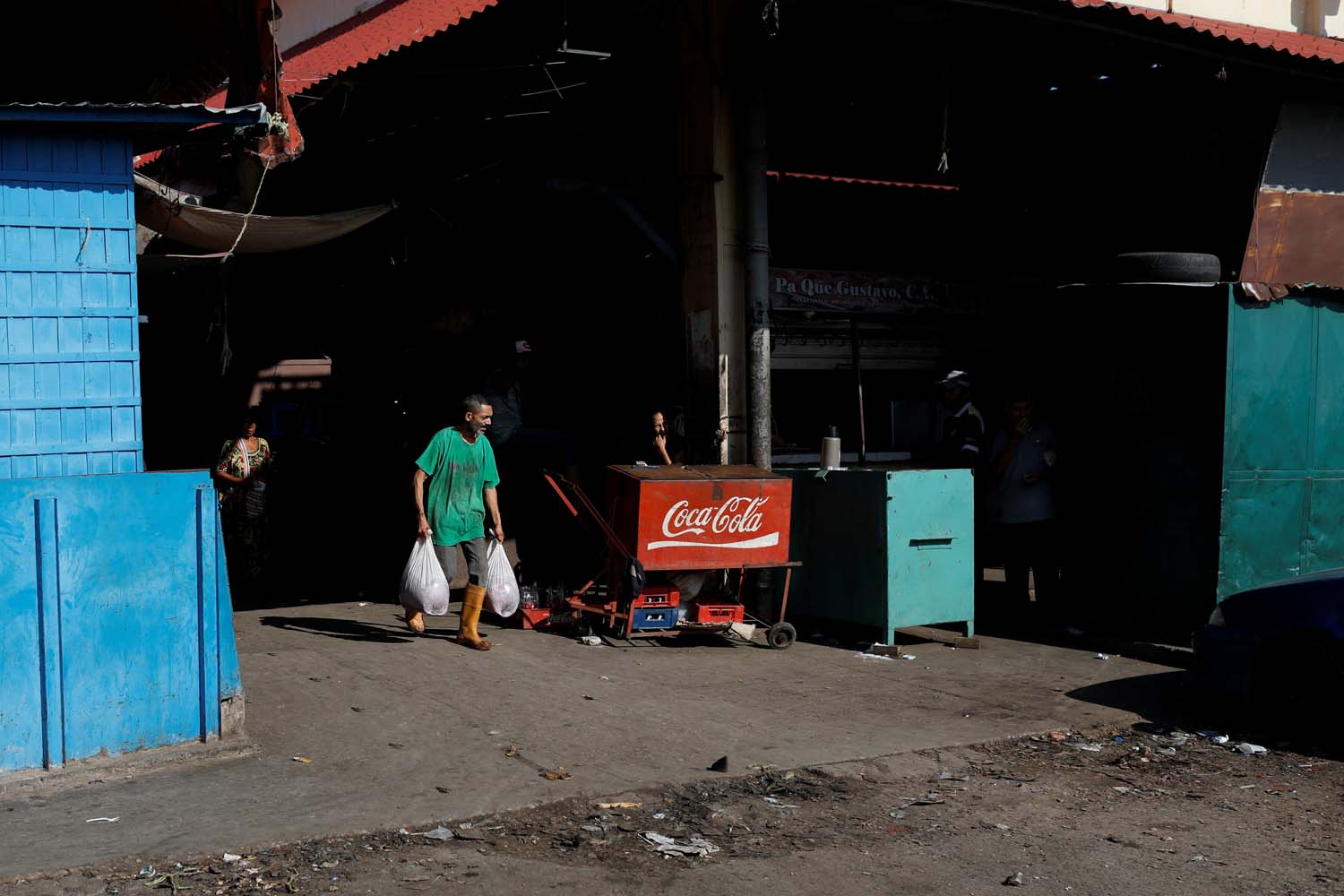 Apagón azota al Zulia: Comercios cerrados, sin Internet ni puntos de venta