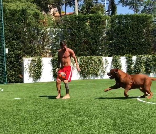 EN VIDEO: La manera tierna como Leo Messi entrena sus regates en casa