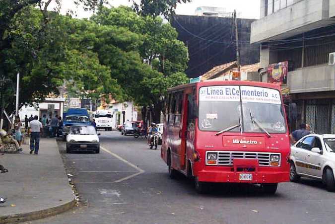 Tachirenses sorprendidos por el aumento del pasaje urbano: Mil pesos colombianos