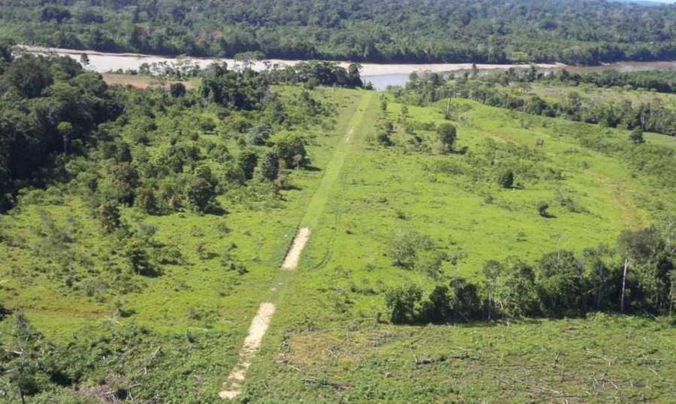 Honduras halla pista clandestina y dos avionetas que presumen llevaban drogas