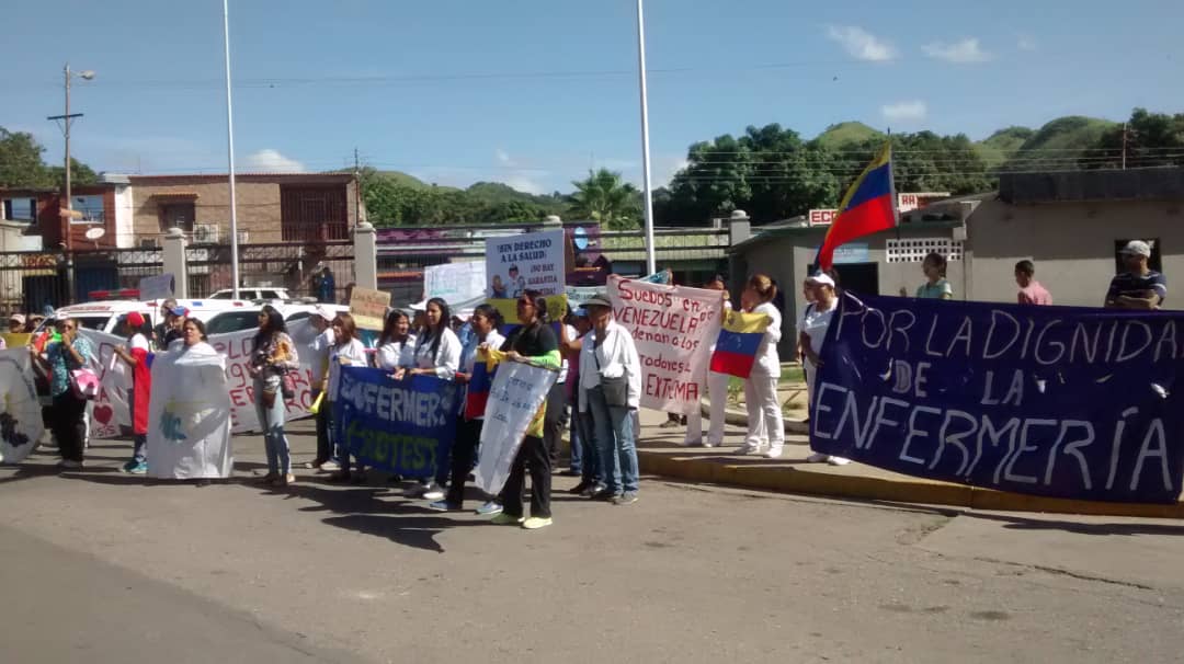 Día 35: Así transcurre la protesta de enfermeros #30Jul (video)