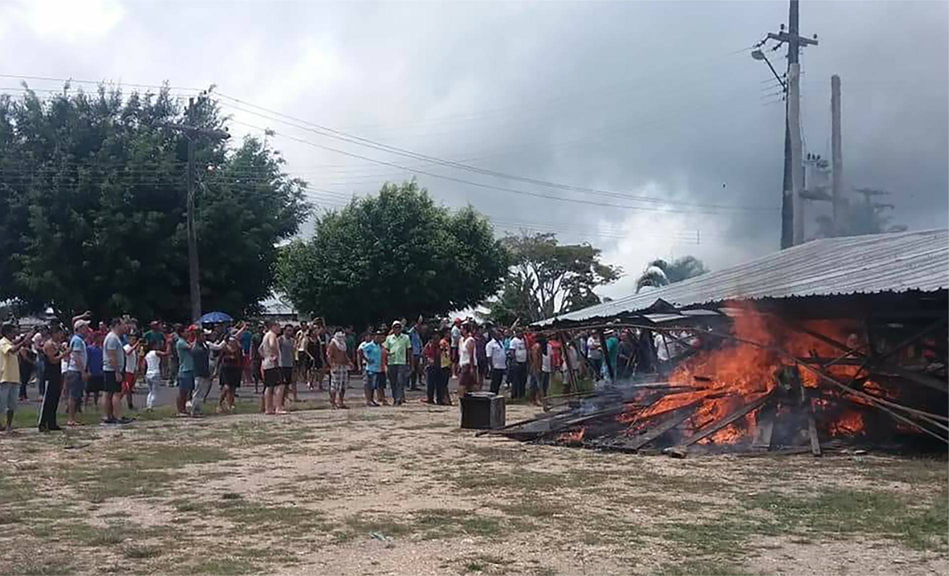 Temor de nuevos ataques contra venezolanos en frontera norte de Brasil