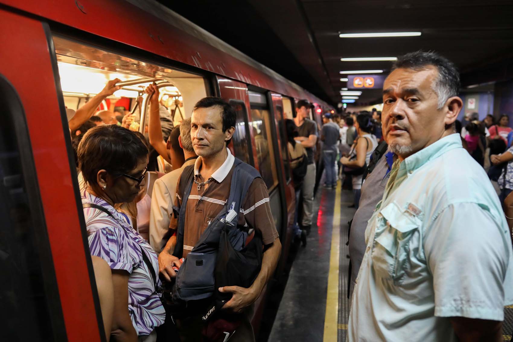 Un completo caos el regreso del Metro de Caracas tras apagón #29Mar