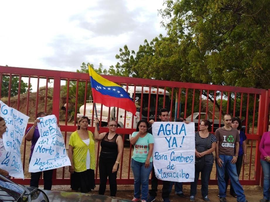 Esto ya es inhumano… Hasta siete meses sin agua tienen sectores en Zulia