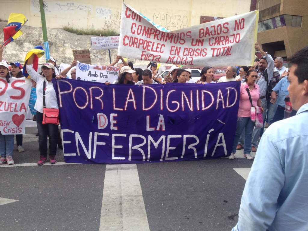 Día 45: Por la dignidad de la enfermería claman durante la protesta #9Ago