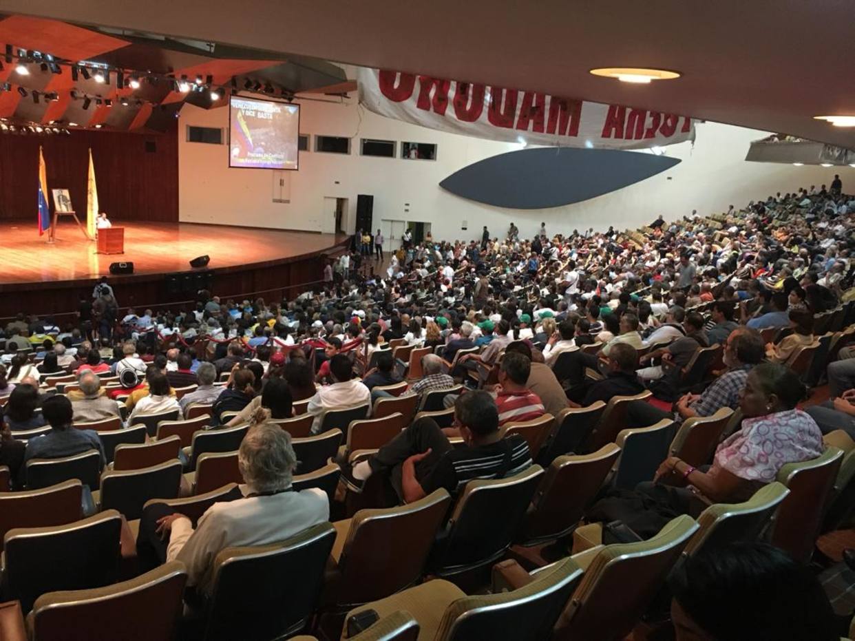 Frente Amplio presentó plataforma para llamar a huelga general contra Maduro