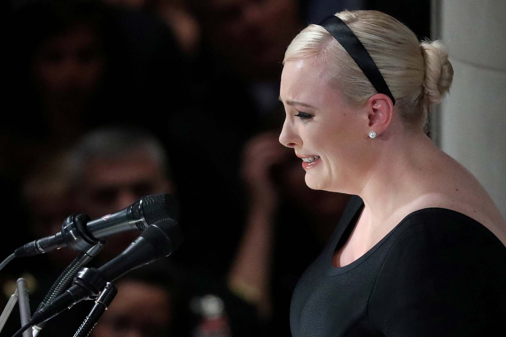 Meghan McCain provoca a Trump: La América de John McCain siempre fue grande (fotos)