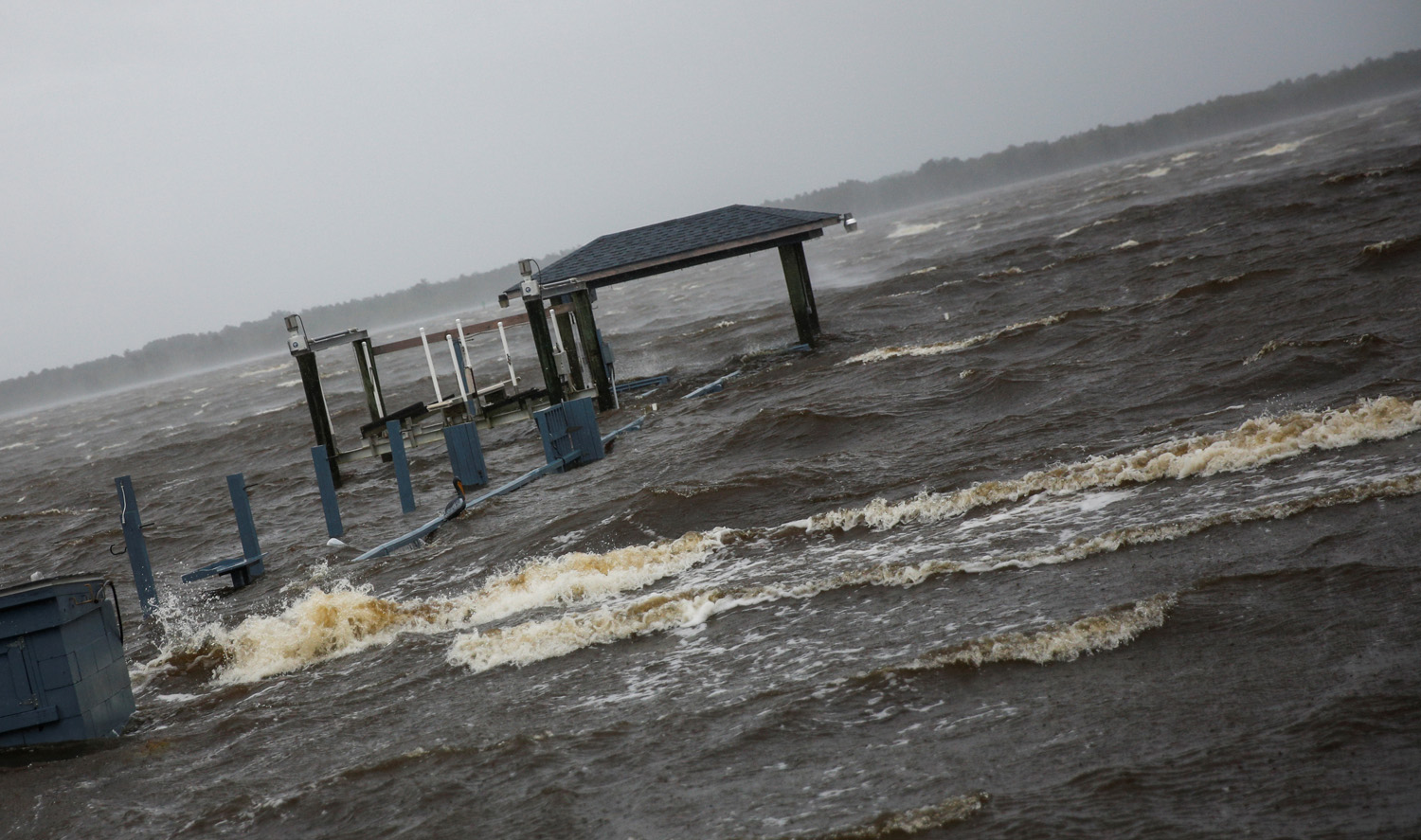 Trump declara estado de emergencia en Carolina del Sur por tormenta Florence