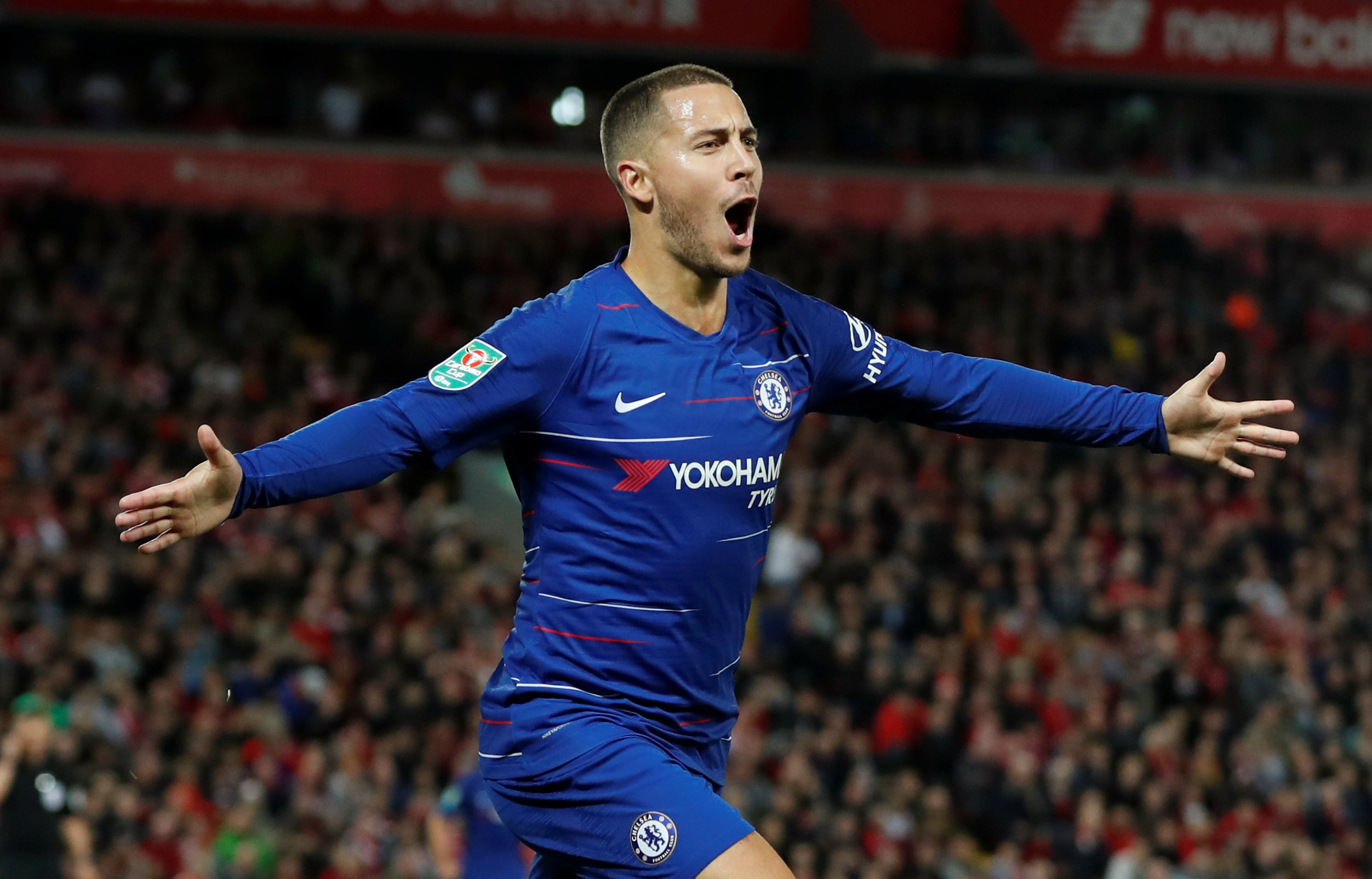 Hazard sella remontada del Chelsea frente al Liverpool en la Copa de la Liga