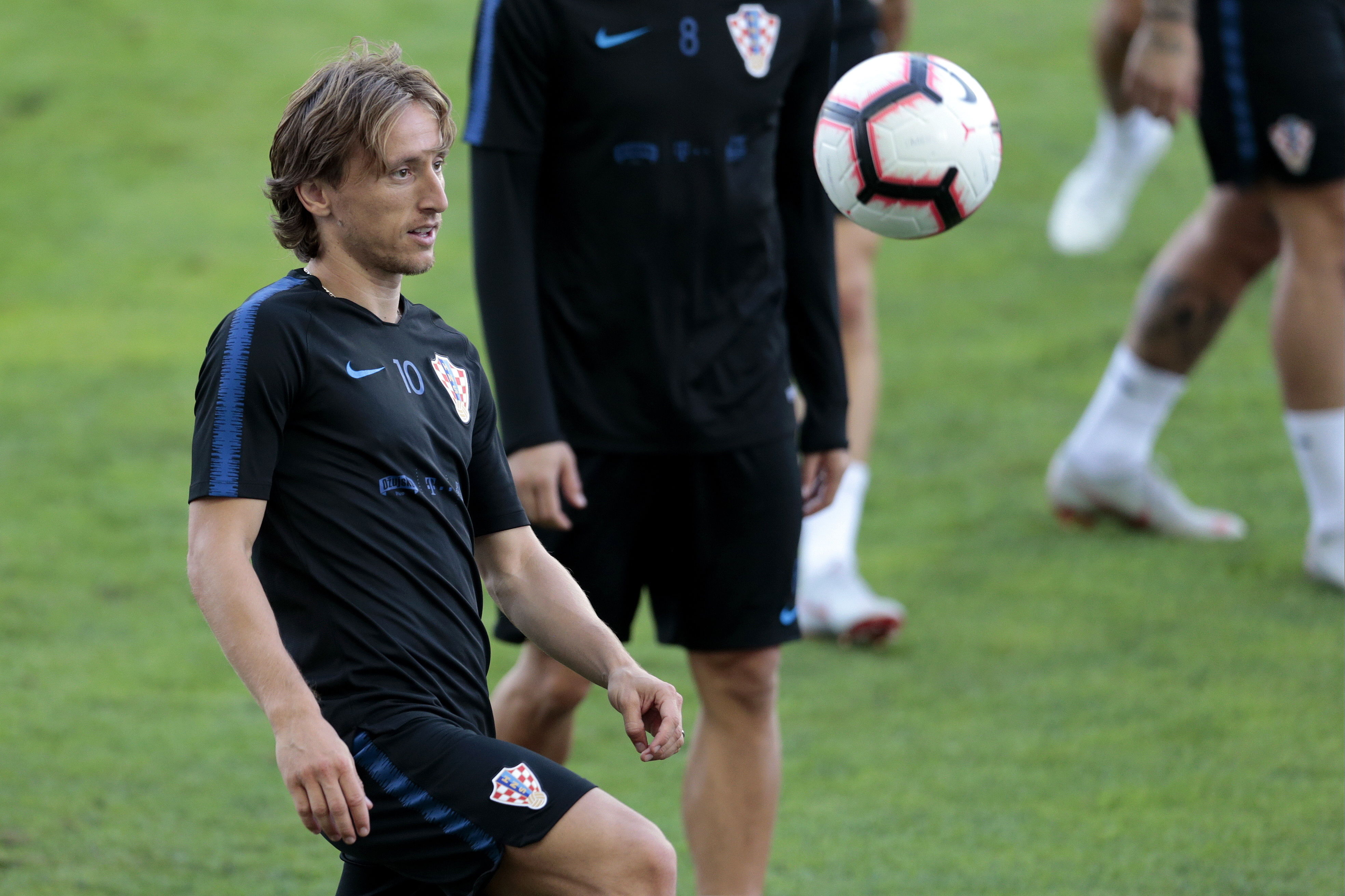 Modric desvela que Cristiano Ronaldo lo felicitó por el premio de la Uefa