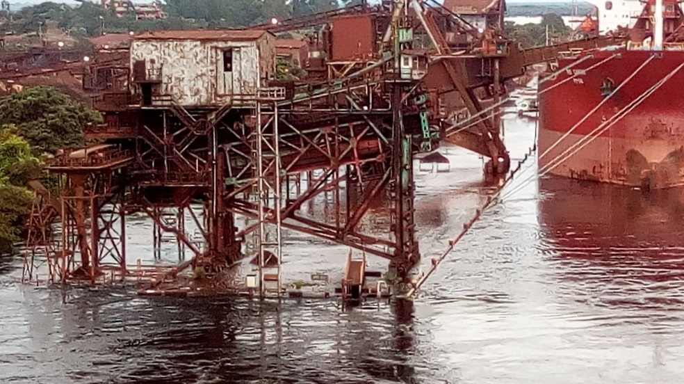 ¡Alerta Roja! El Río Caroní superó su máximo histórico alcanzando los 13,26 metros sobre el nivel del mar #08Sep