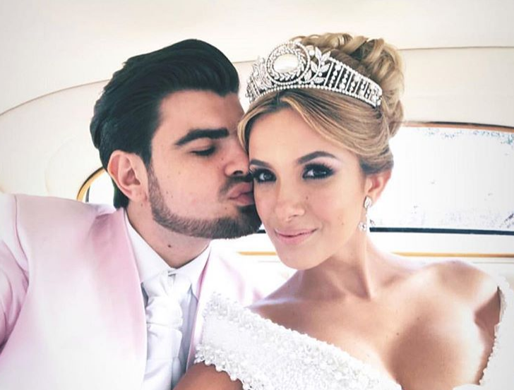 En fotos: Así fue la lujosa boda de Jonathan Moly y Andrea Villarroel