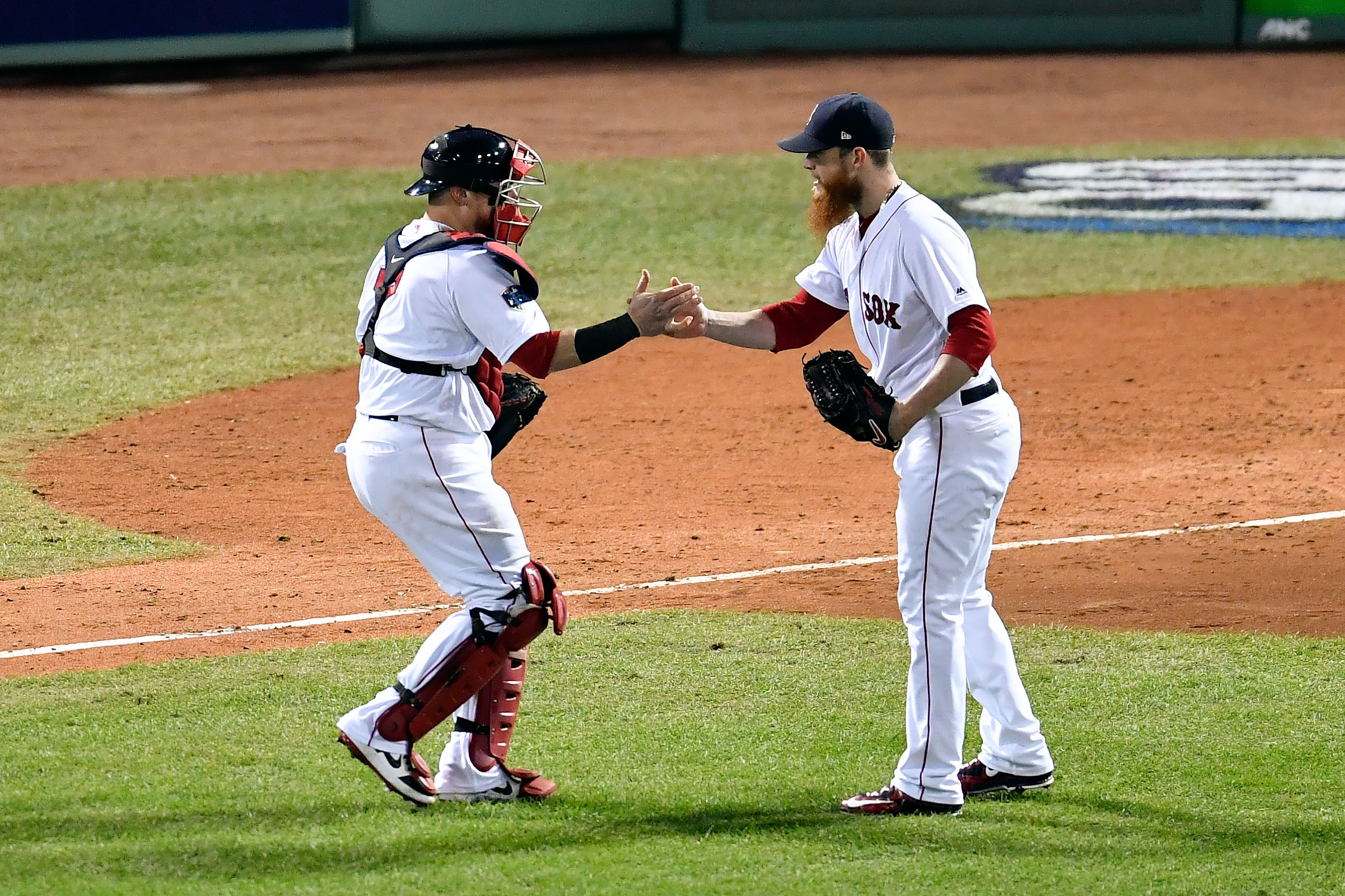 Dodgers contra las cuerdas frente a unos Medias Rojas lanzados a por la Serie Mundial