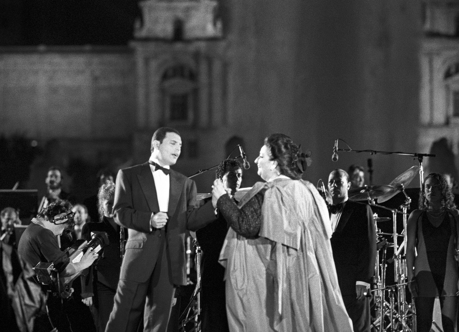 La inolvidable presentación de Monserrat Caballé con Freddie Mercury (Video)