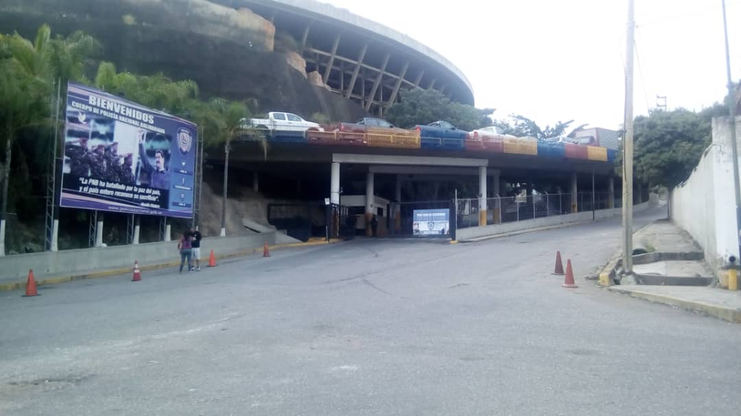 Así se encuentran los alrededores de El Helicoide este #12Oct (Fotos)