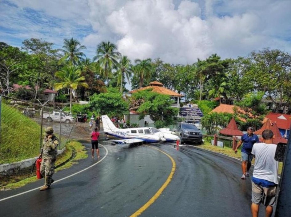 Un herido al salirse de la pista avioneta de matrícula venezolana en Panamá