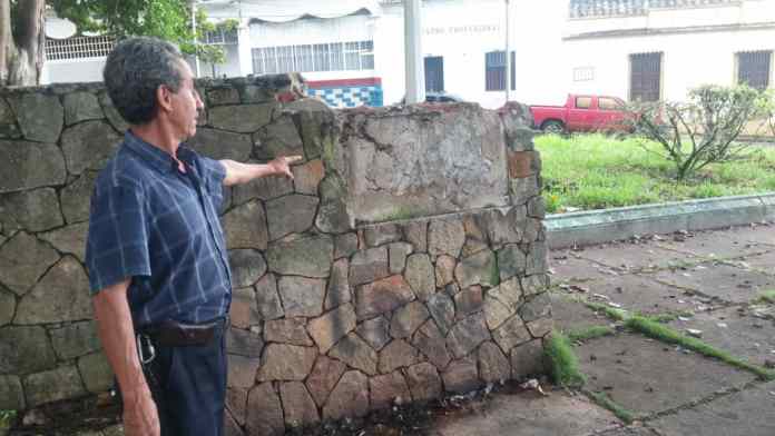 Robaron la espada de la estatua de Rafael Urdaneta en Táchira (FOTO)