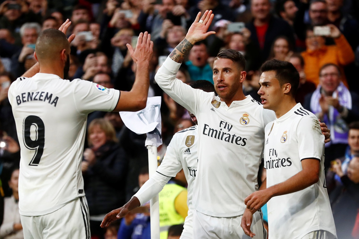 El Real Madrid se reivindica seis partidos después y gana al Real Valladolid 2-0 (Fotos)