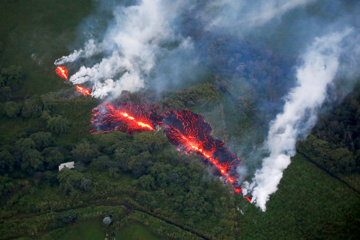 El hierro en el núcleo de la Tierra está subiendo a la superficie