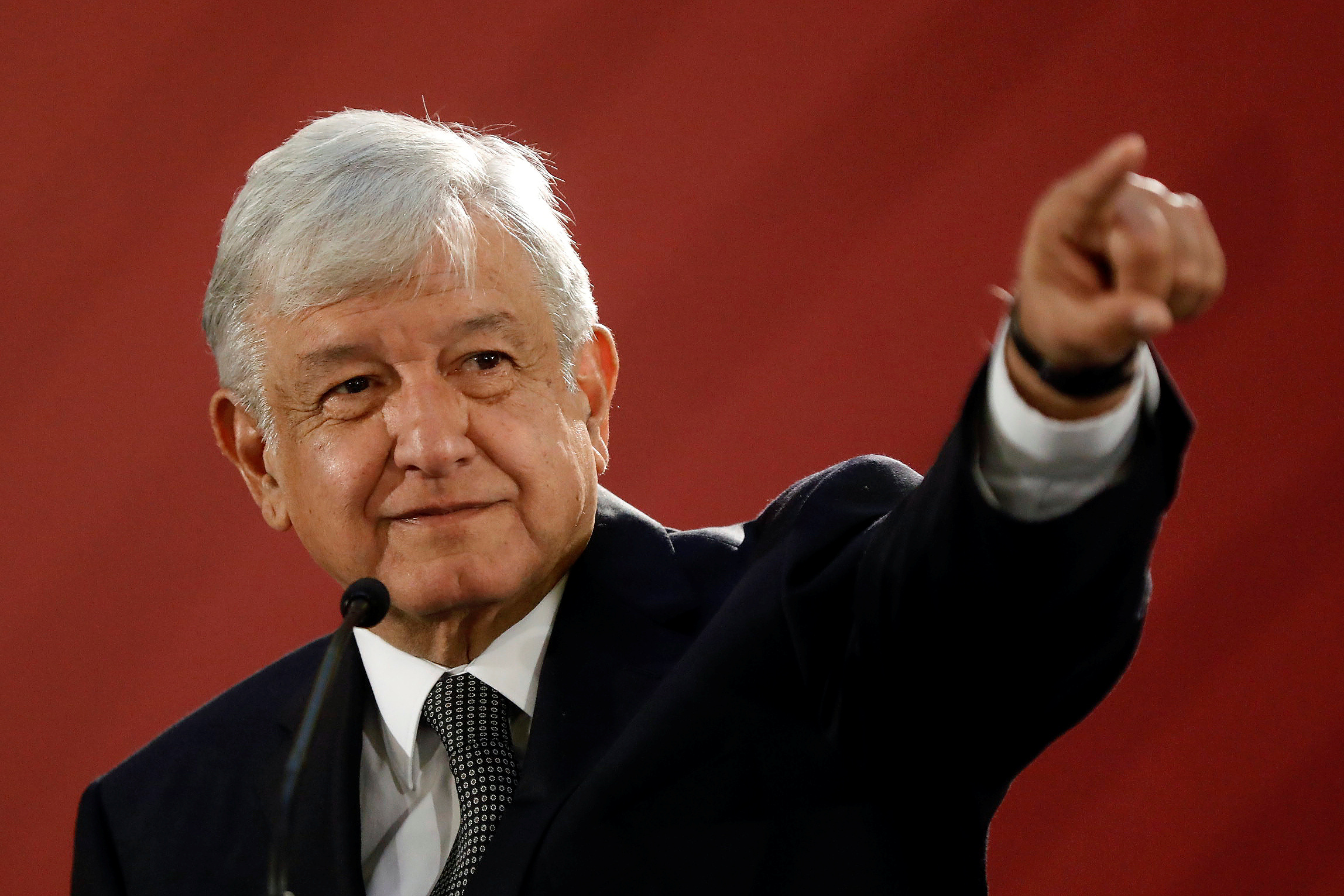 Desabasto de gasolina se convierte en la primera gran crisis de López Obrador