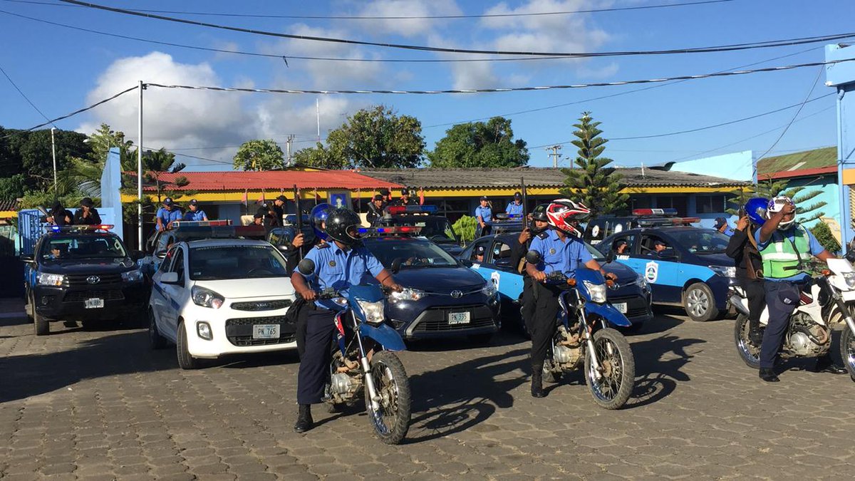 Régimen de Nicaragua lanza plan de seguridad en Navidad con fusiles de guerra