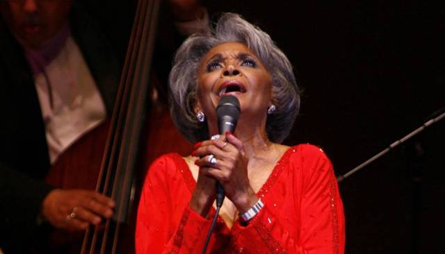 La cantante Nancy Wilson en el Carnegie Hall de Nueva York en 2007. RICK MAIMAN AP