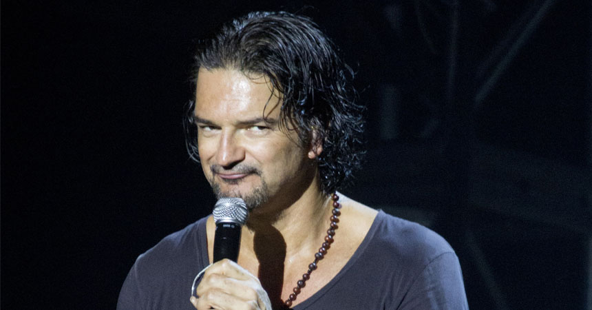 Ricardo Arjona confesó que ganó concurso de composición con trampas