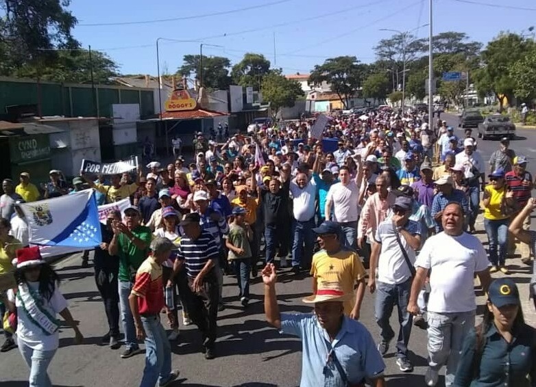 En Cumaná no creen en más promesas de pernil navideño y marcharon contra el hambre