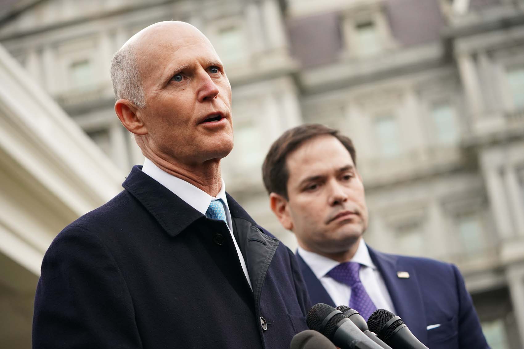 Claro y raspao’: El mensaje del senador Rick Scott a los militares venezolanos #30Abr