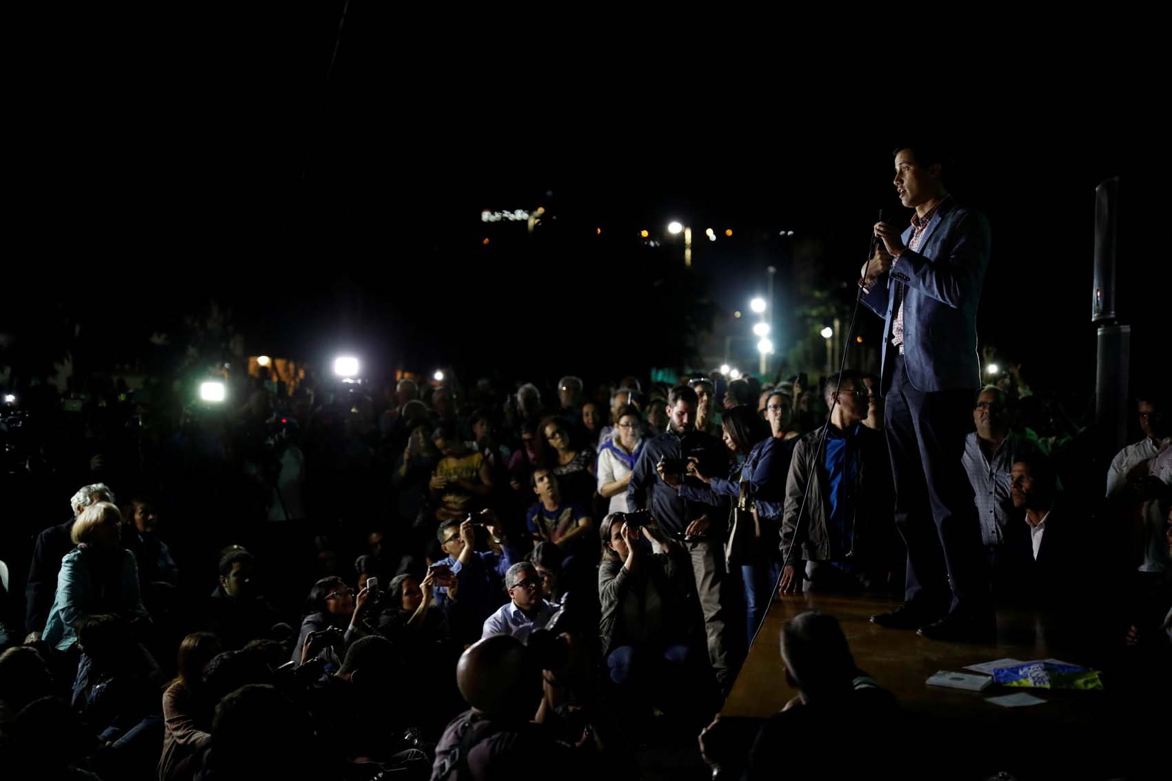 La oposición venezolana recupera el apoyo popular en la calle