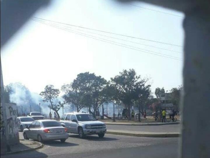 GNB y colectivos reprimen a manifestantes en cabildo abierto en Cabimas (Fotos y videos) #26Ene