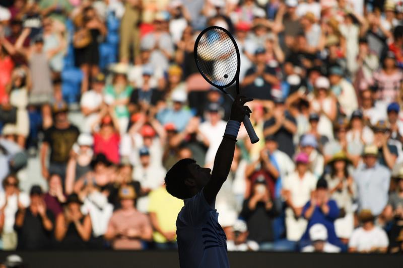 Djokovic y Serena Williams ya están en los octavos en Australia