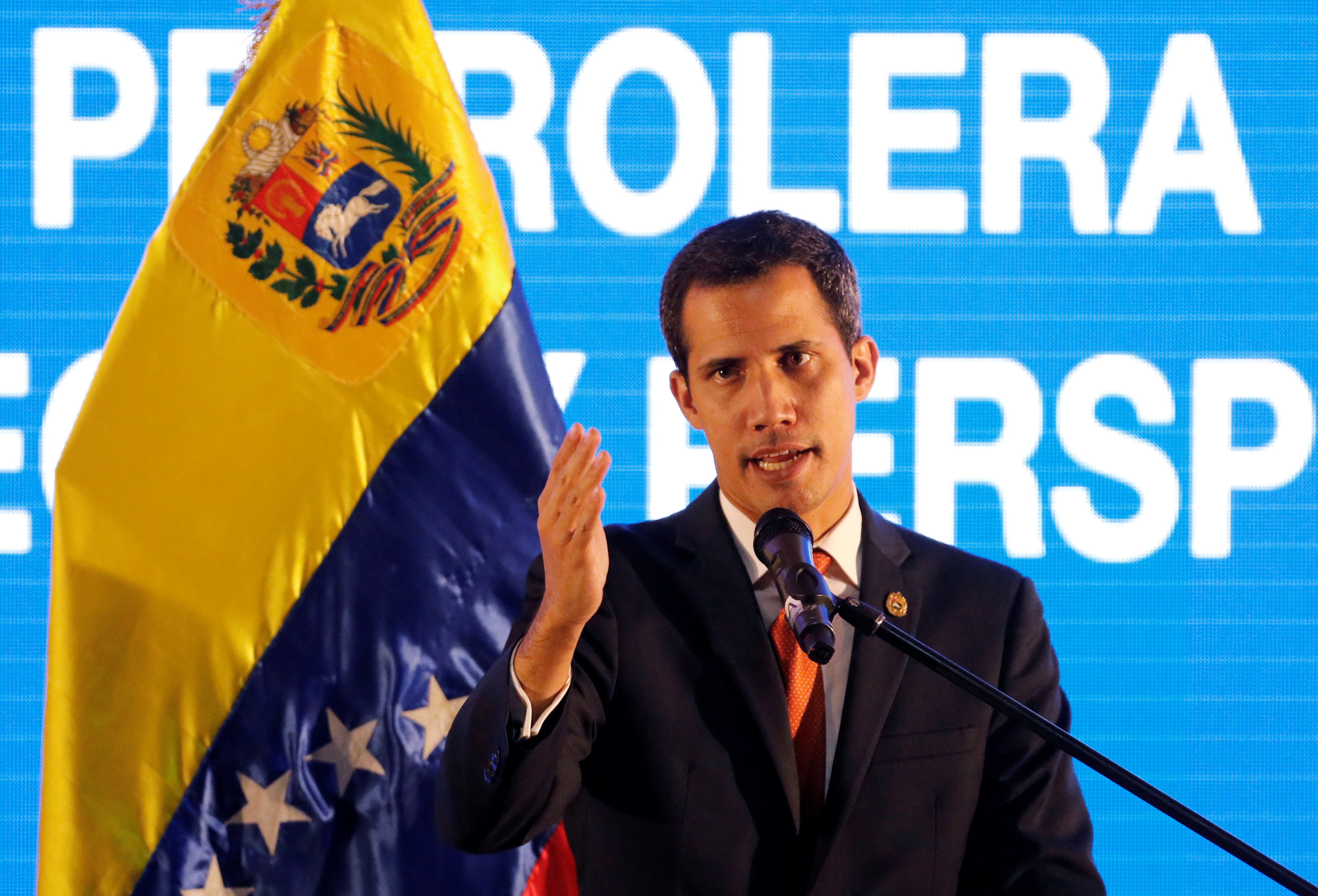 Guaidó a las Fuerzas Armadas: Todavía tienen ocho días para ponerse del lado de la Constitución