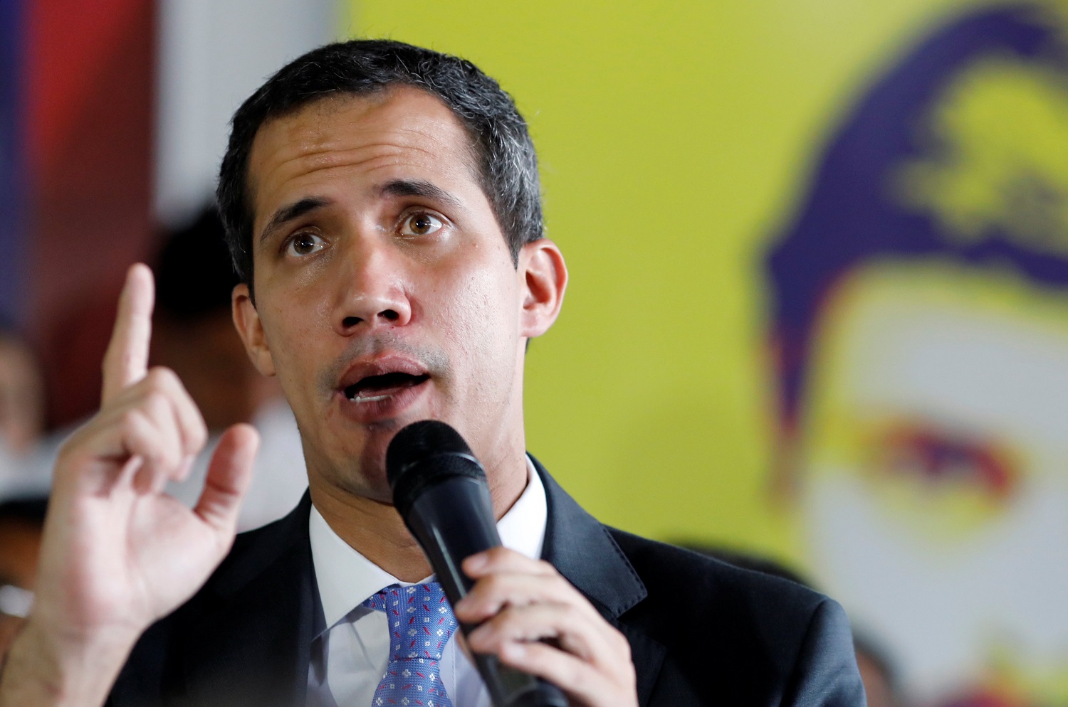 Con nombres y apellidos… Presidente Guaidó pide a @VoluntariosXVe que difundan mensajes a estos militares (Lista)