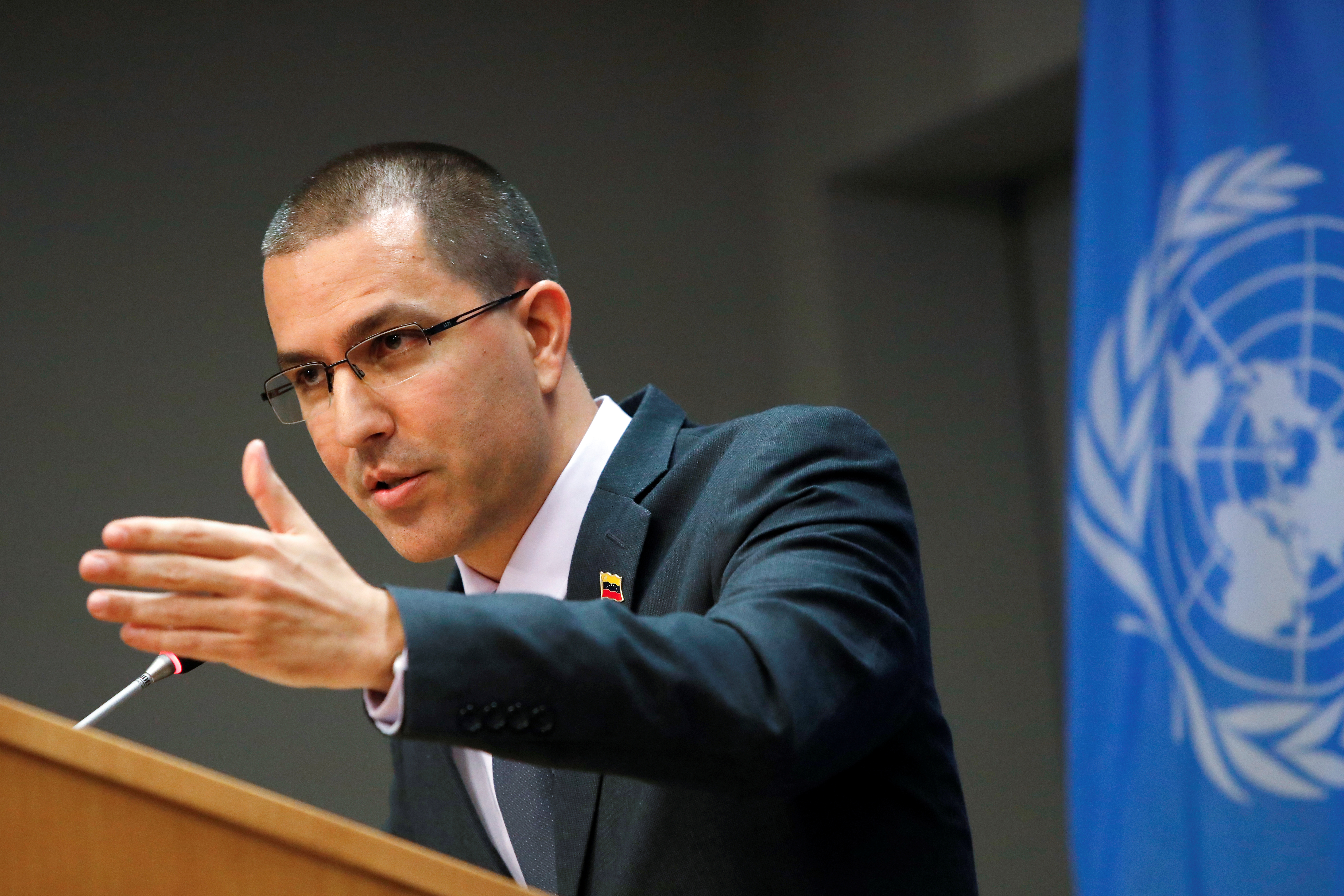 Arreaza mantiene contacto con EEUU, por ser sede de la ONU y la OEA