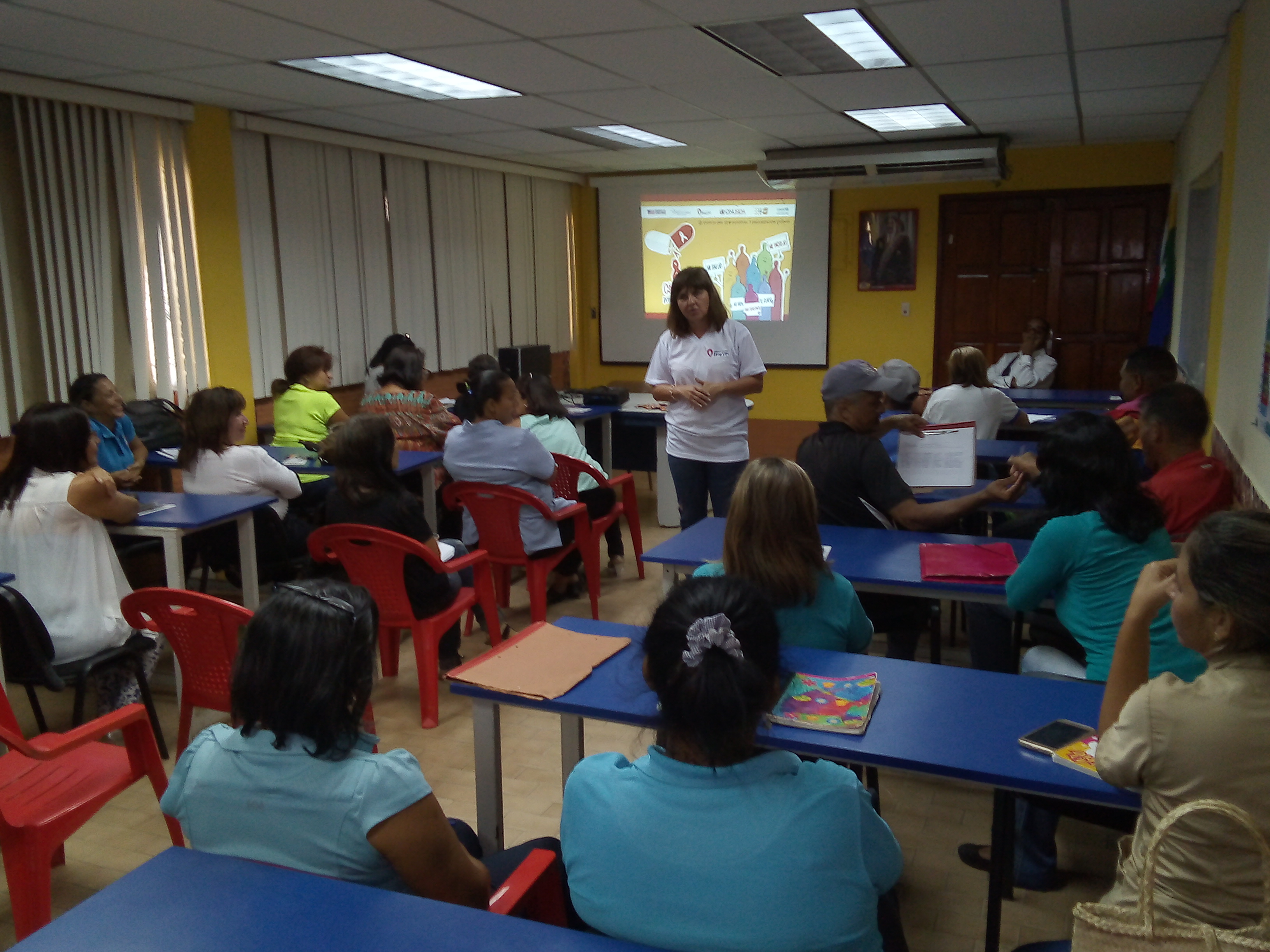 StopVIH ofreció charla de actualización a trabajadores de la Dirección Regional de Salud de Nueva Esparta y Corposalud