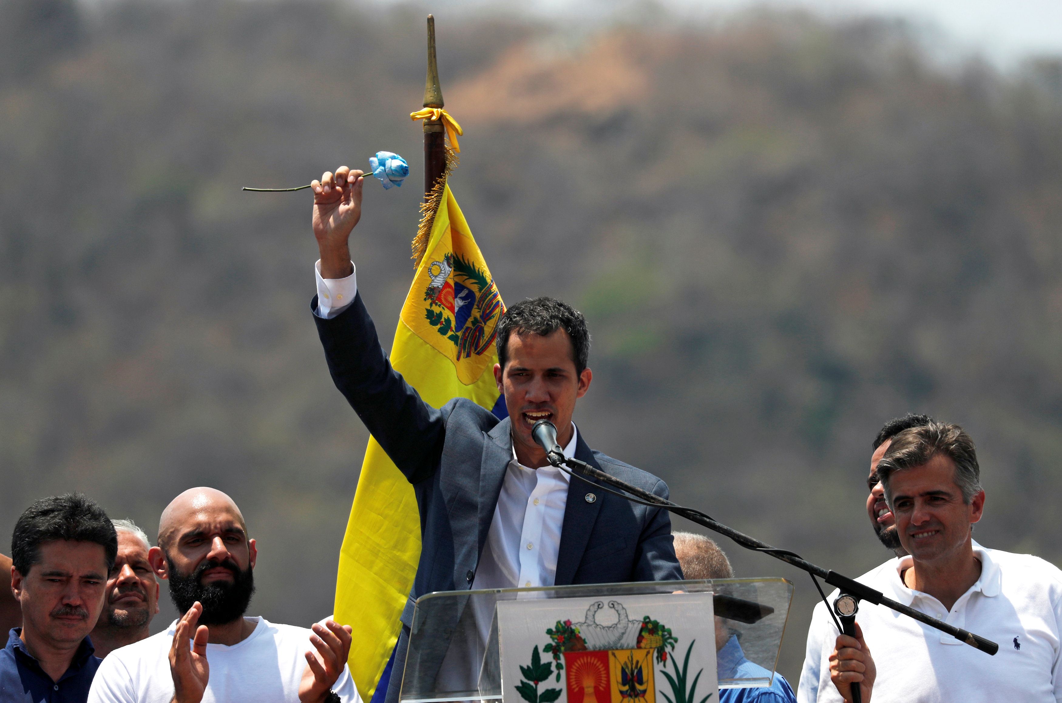 EN FOTOS: Así fue la sorprendente muestra de apoyo a @jguaido en Carabobo