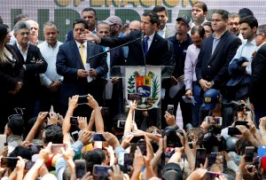 Guaidó: El régimen quiere que nos acostumbremos a esta tragedia eléctrica
